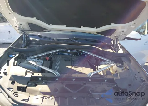 2023 BMW X6 xDrive40I z USA, uszkodzony, nr VIN 5UXCY6C03P9N74374